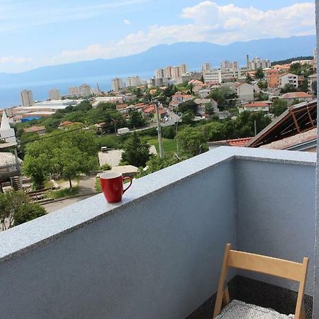 Blue Moon Apartments غييكا المظهر الخارجي الصورة