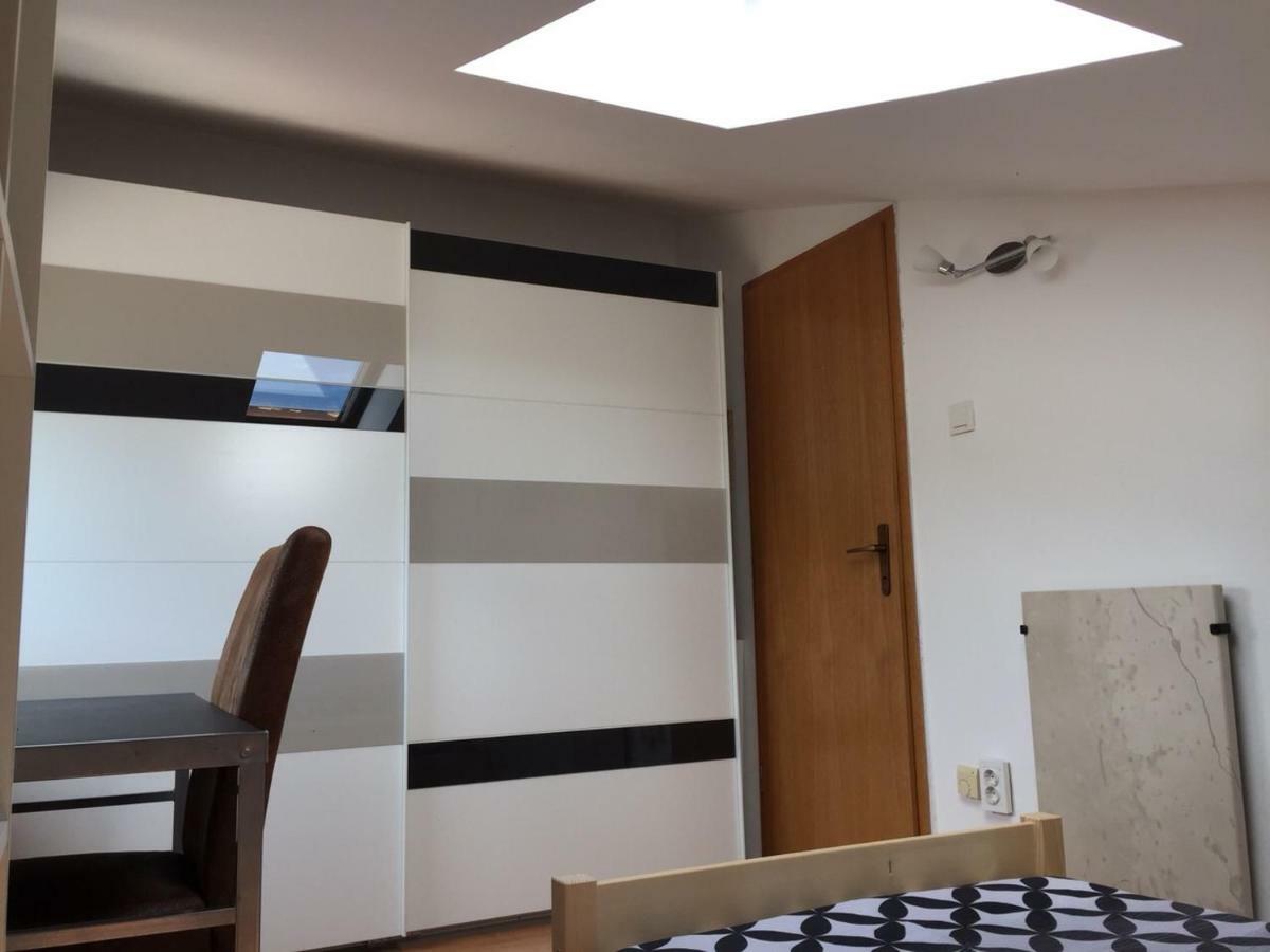 Blue Moon Apartments غييكا المظهر الخارجي الصورة